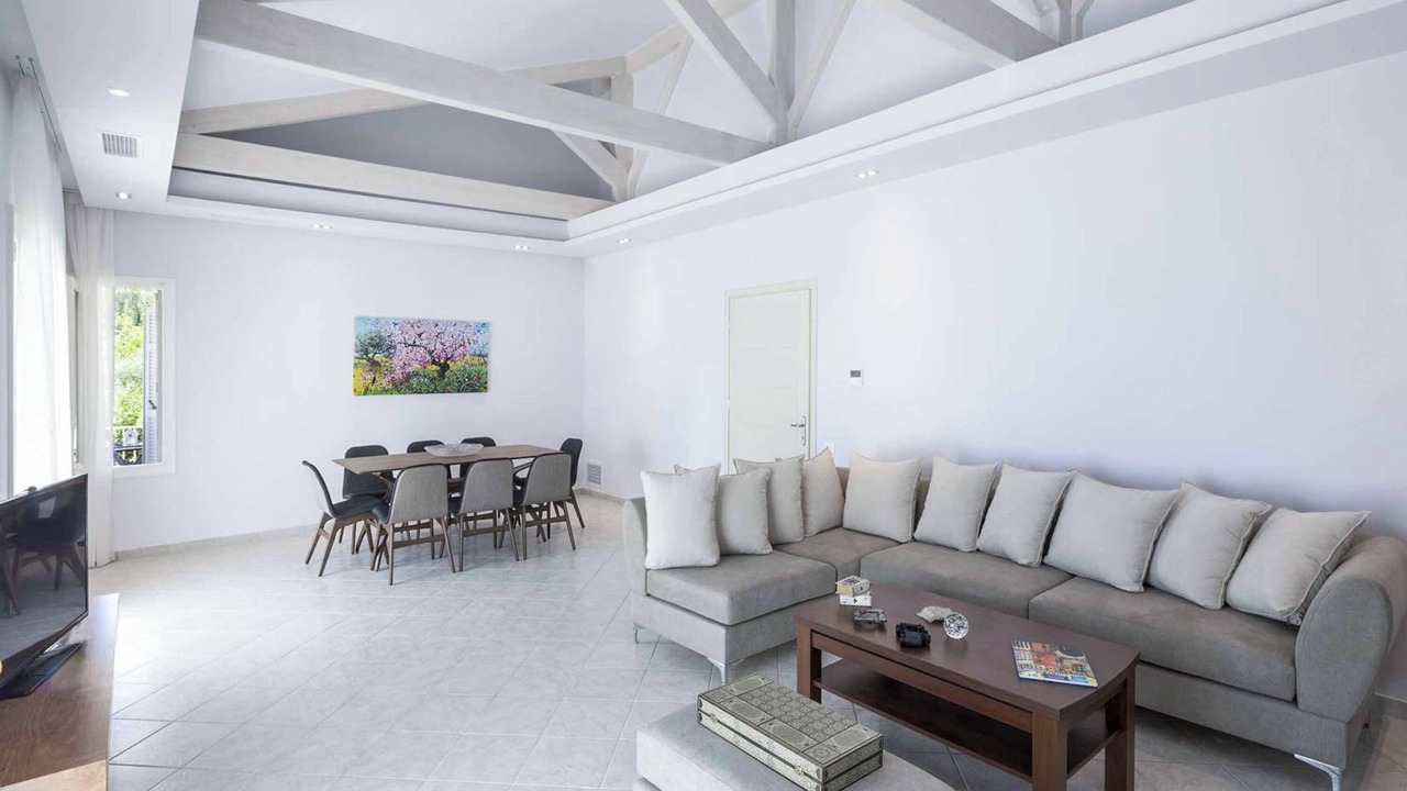 Photo of Livingroom in Perama