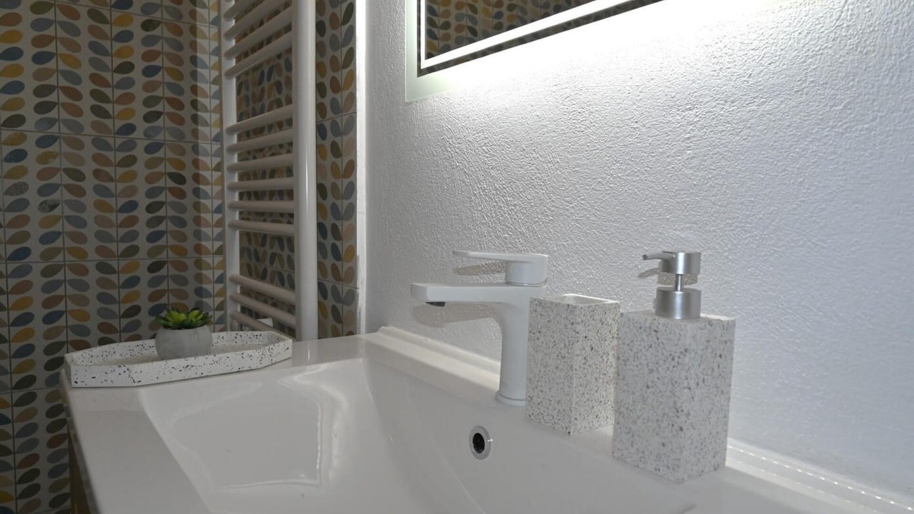 Photo of Bathroom in Volos City Centre