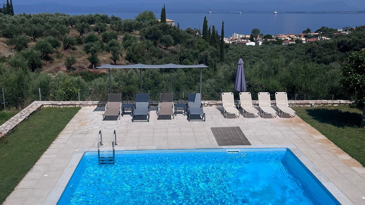 Photo of Outdoor in Avia