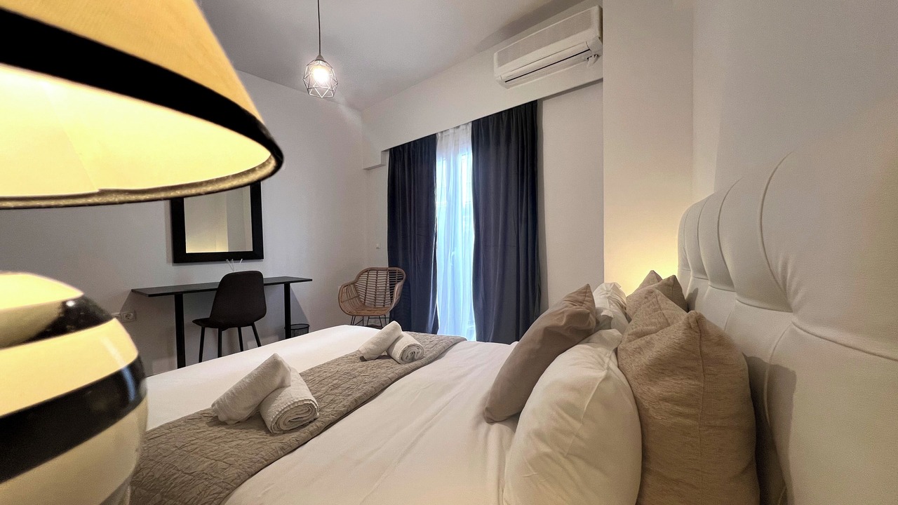 Photo of Bedroom in Exarhia