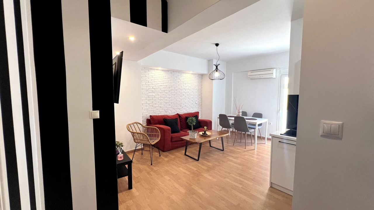 Photo of Livingroom in Exarhia
