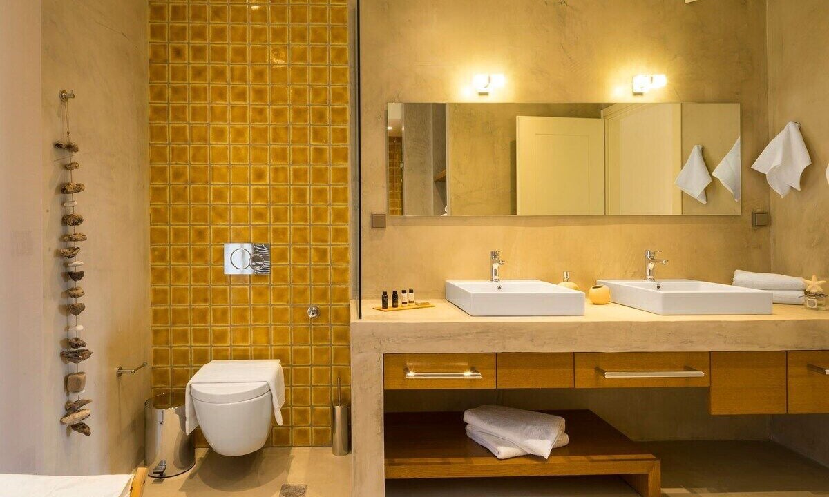 Photo of Bathroom in Agios Matthaios