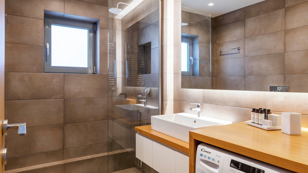 Photo of Bathroom in Marousi
