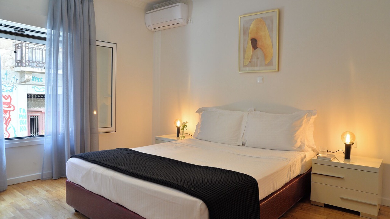 Photo of Bedroom in Exarhia