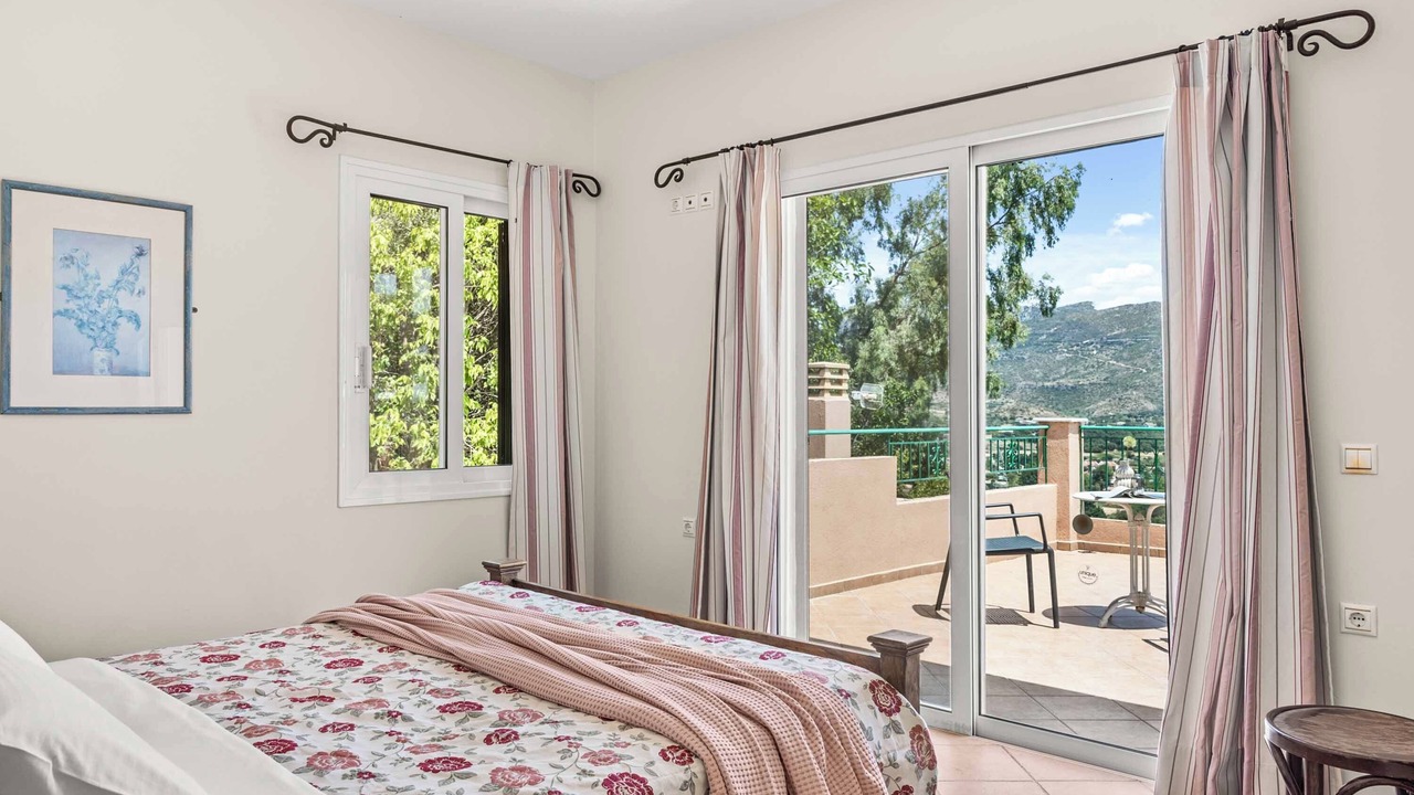 Photo of Bedroom in Kateleios