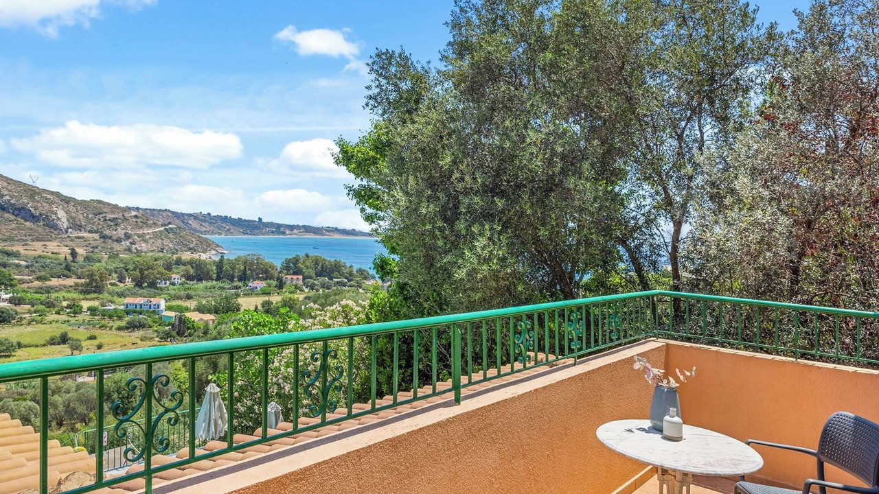 Photo of Patio Balcony in Kateleios