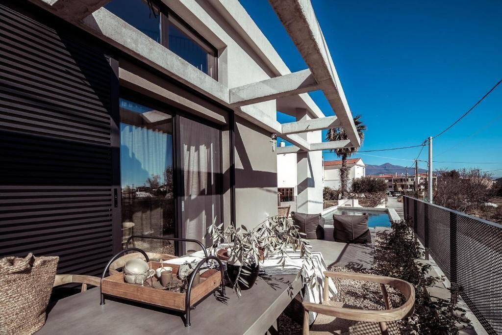 Photo of Patio Balcony in Nees Pagases