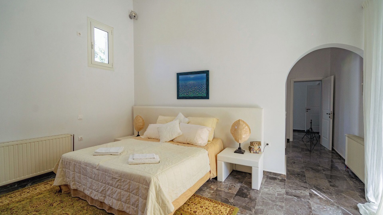 Photo of Bedroom in Amarinthos