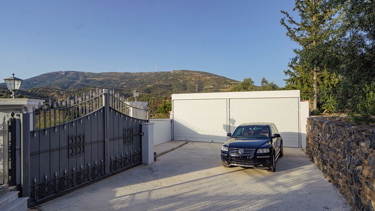 Photo of Outdoor in Amarinthos