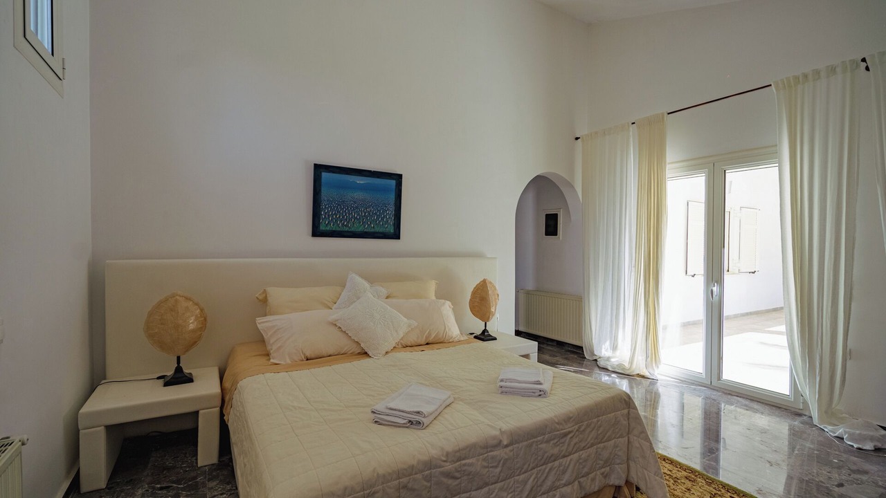 Photo of Bedroom in Amarinthos
