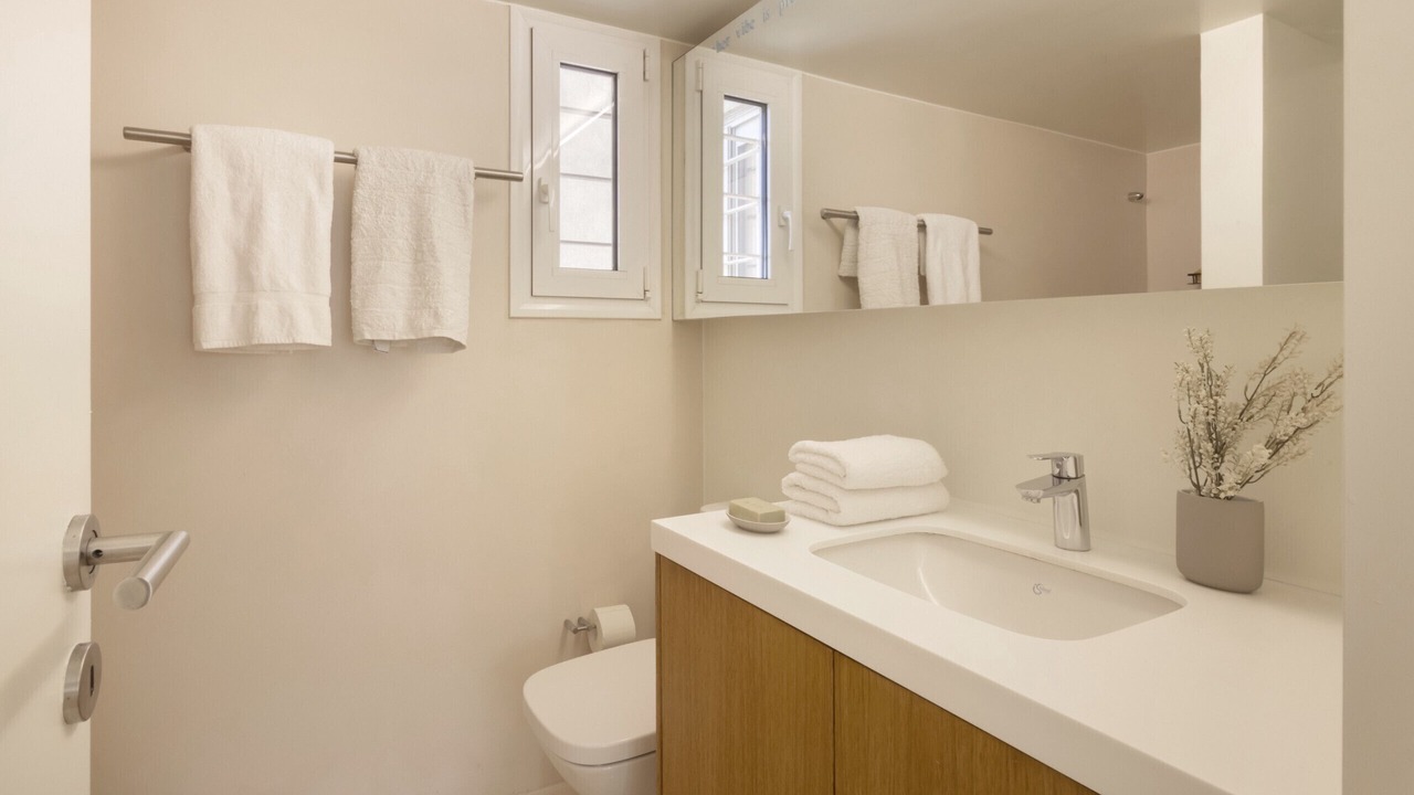 Photo of Bathroom in Omonia