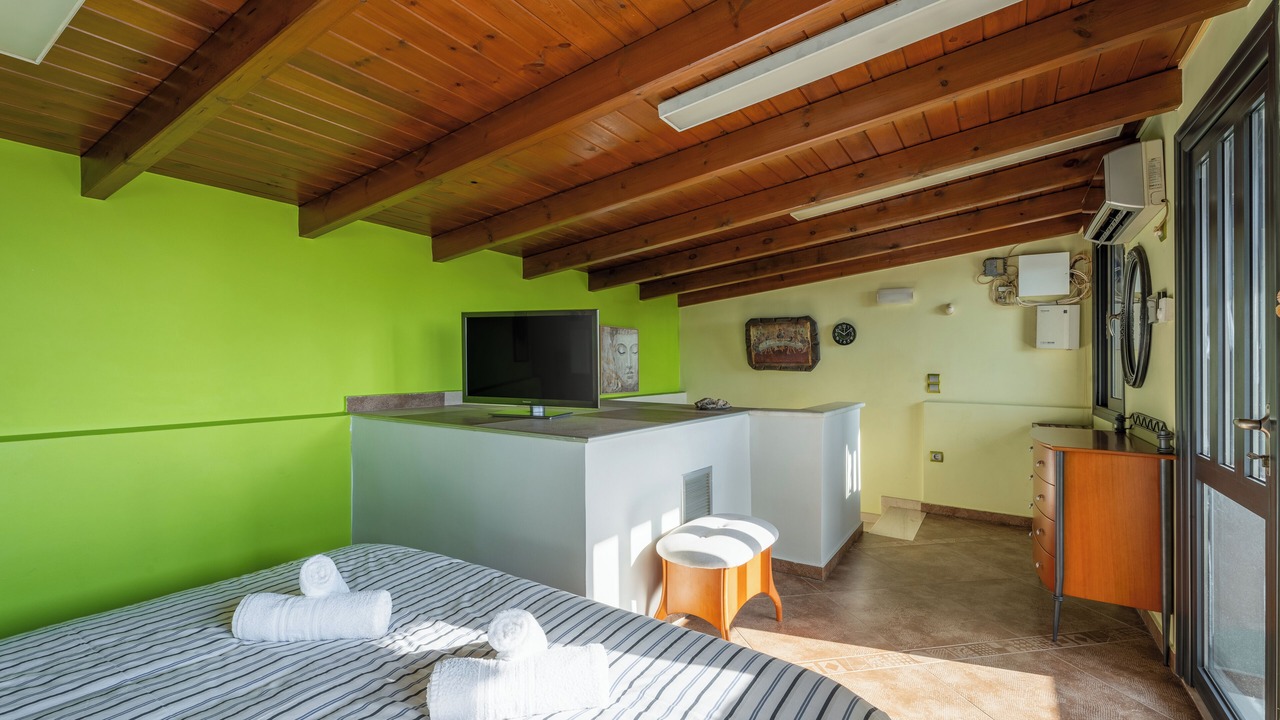 Photo of Bedroom in Kalyvia Thorikou