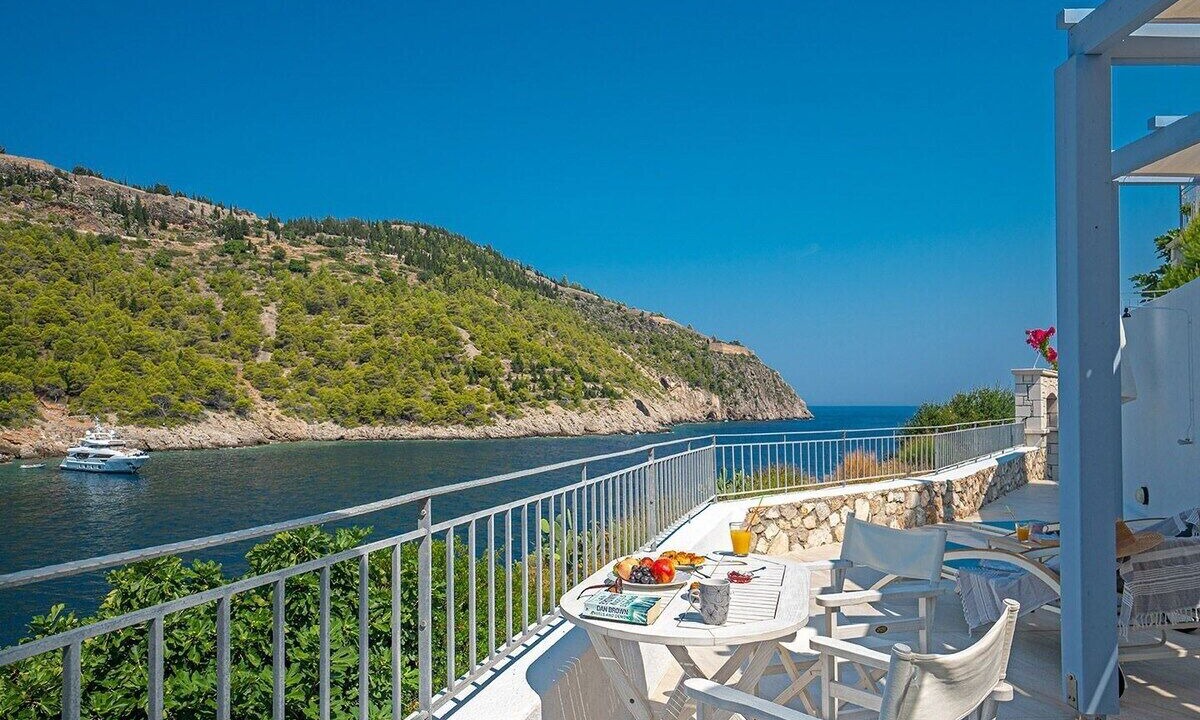 Photo of Outdoor in Frourion