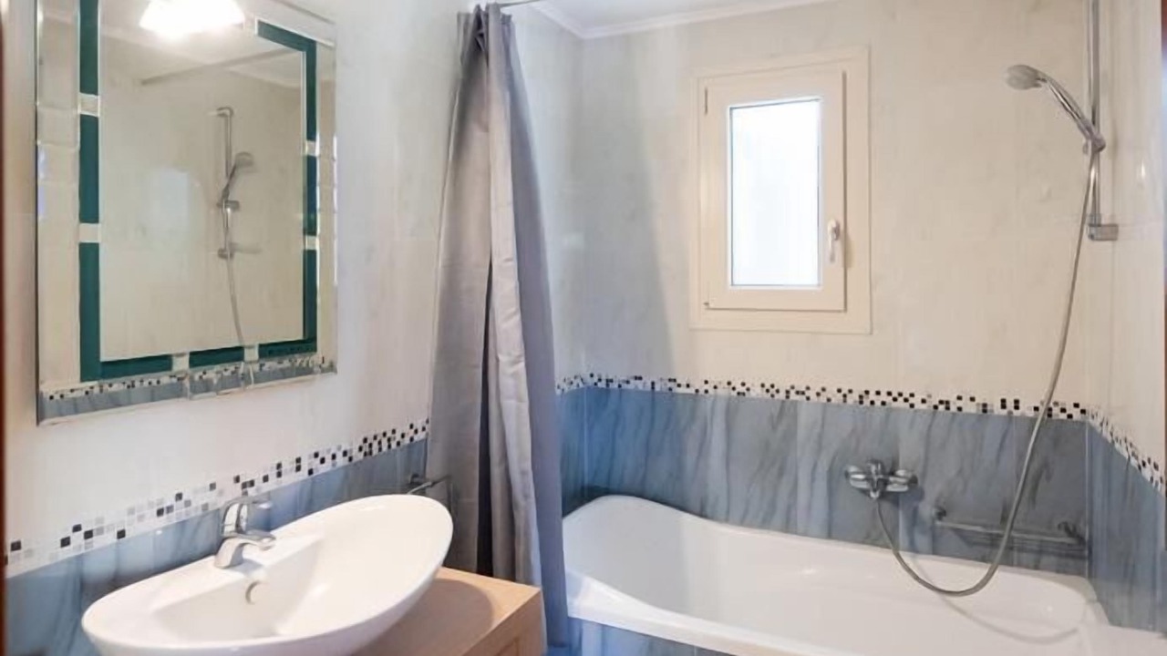 Photo of Bathroom in Kavallos