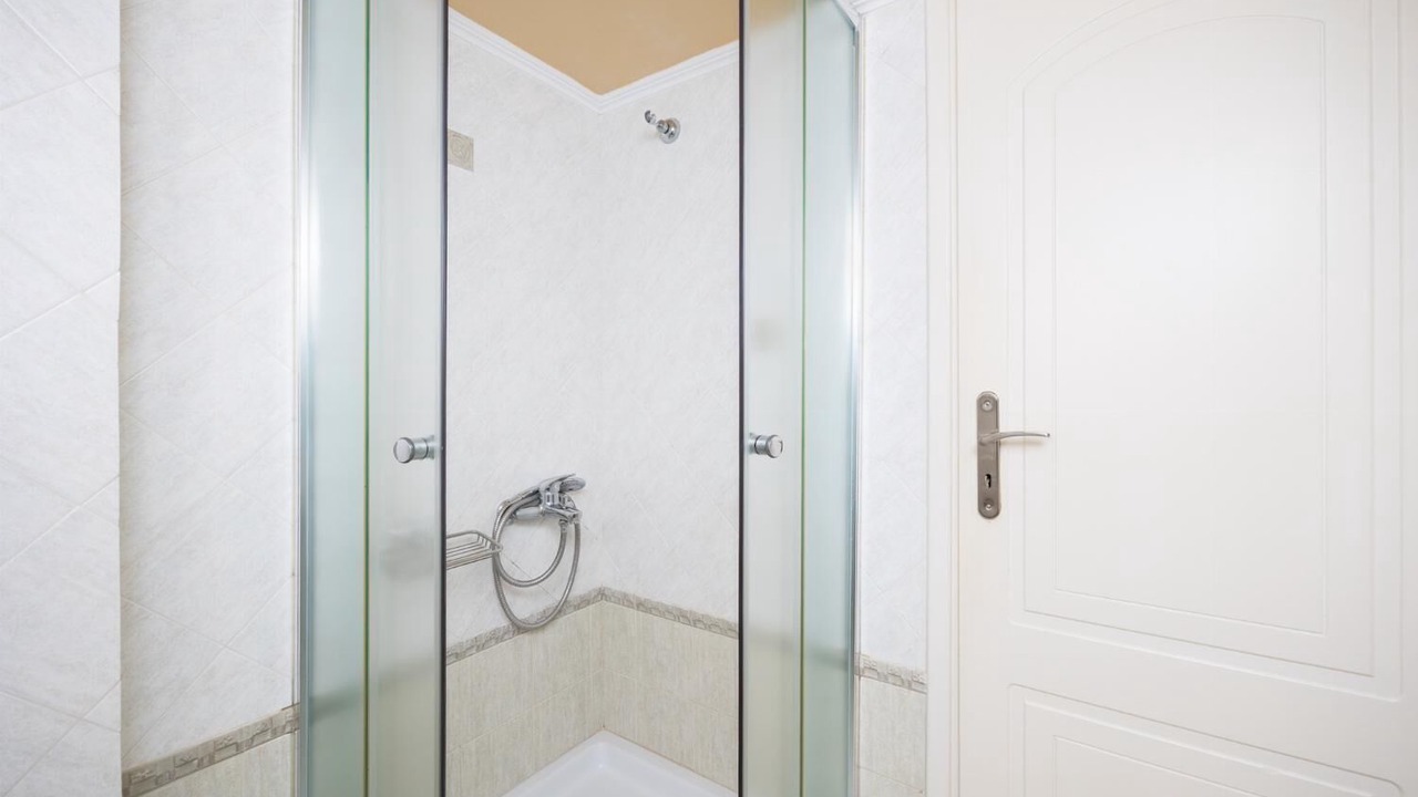 Photo of Bathroom in Gerani