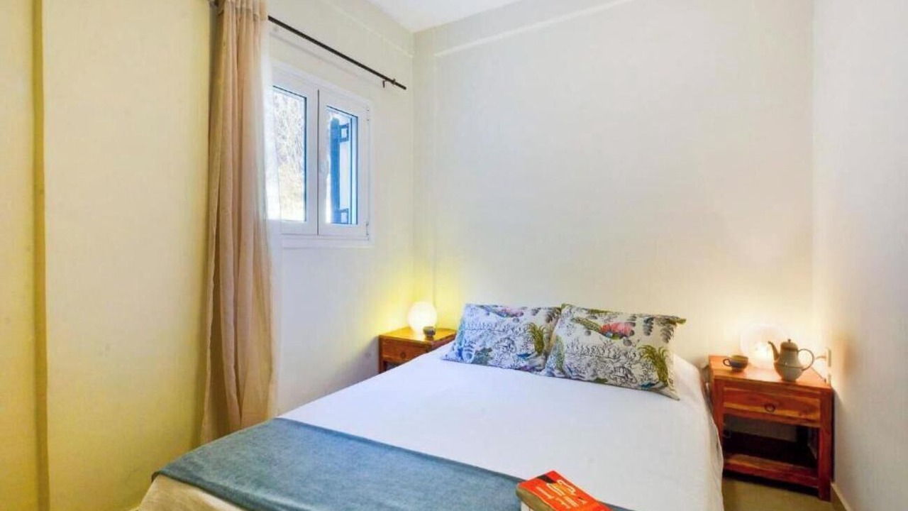 Photo of Bedroom in Makrata