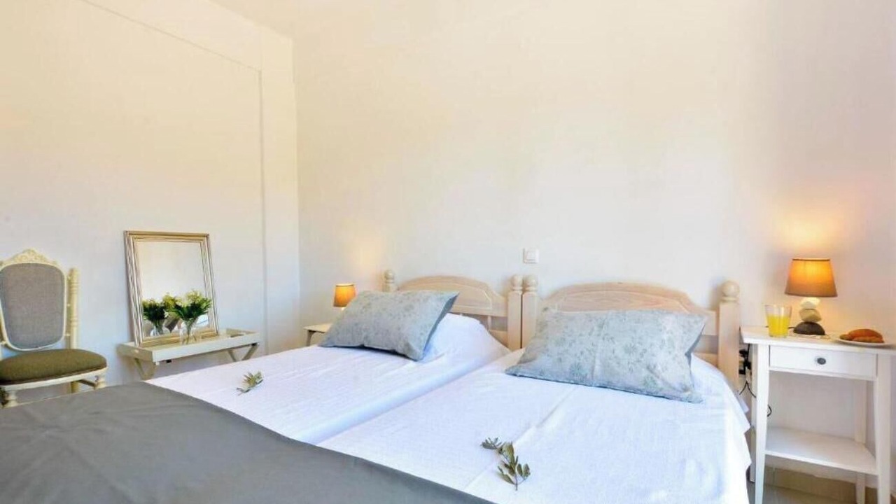 Photo of Bedroom in Makrata