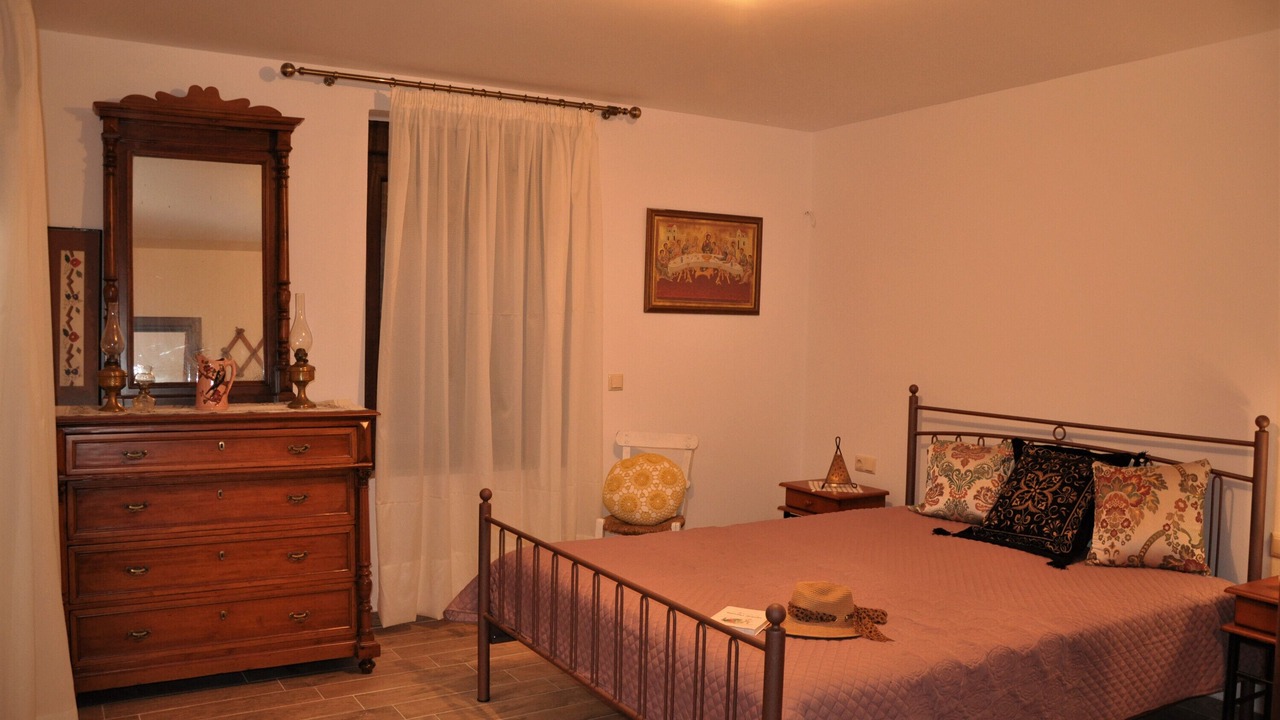 Photo of Bedroom in Apostoli