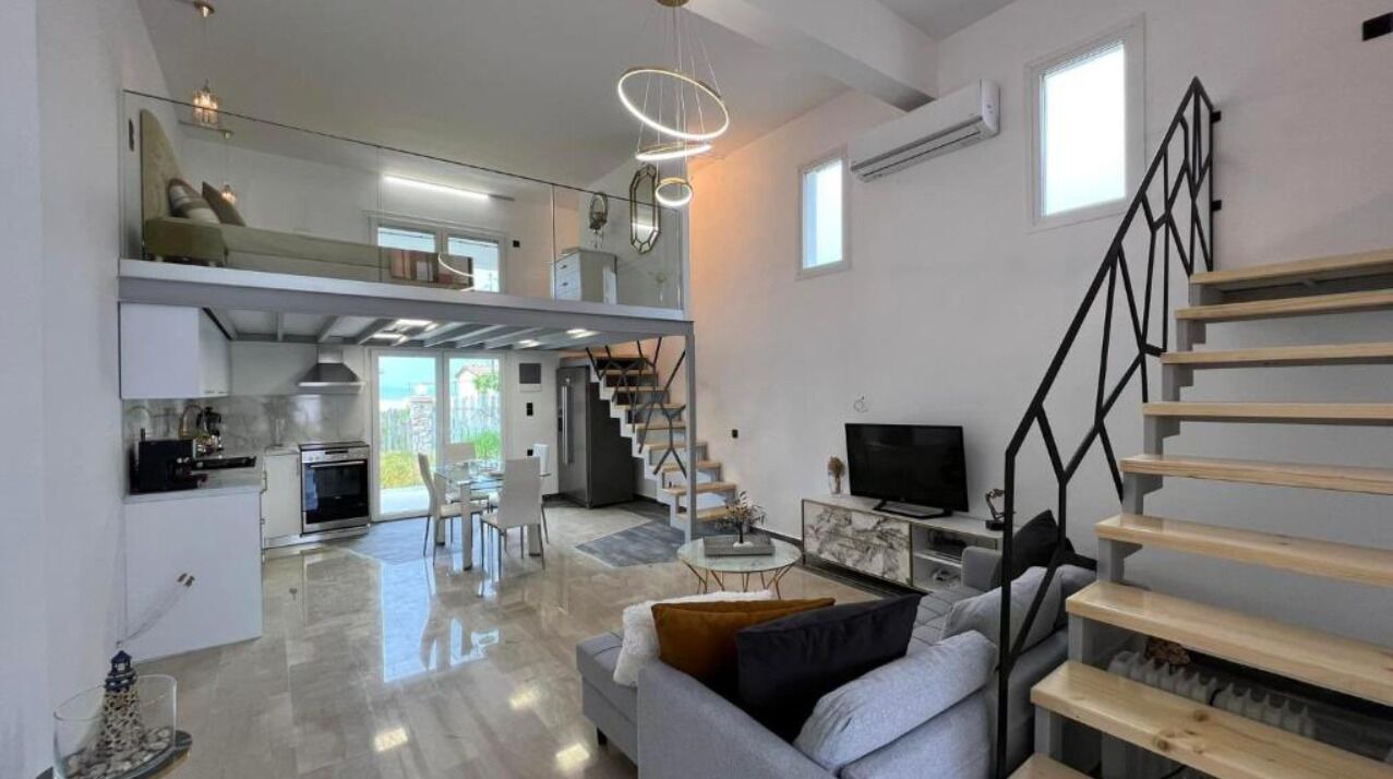 Photo of Livingroom in Molos