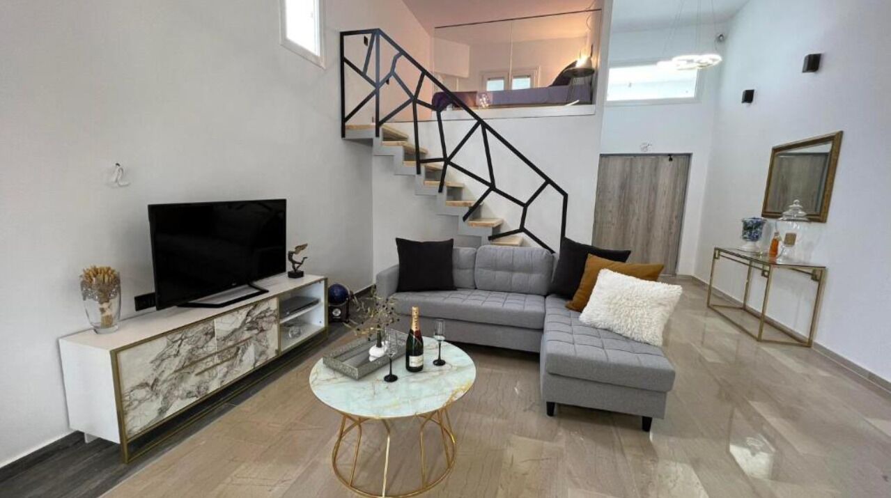 Photo of Livingroom in Molos