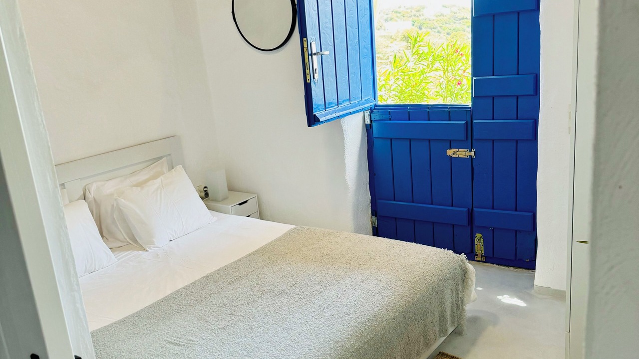 Photo of Bedroom in Andros