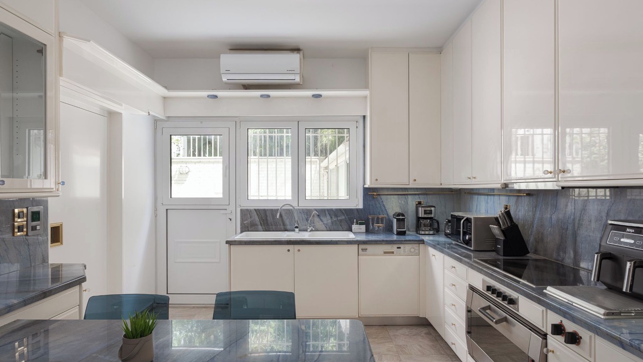 Photo of Kitchen in Glyfada
