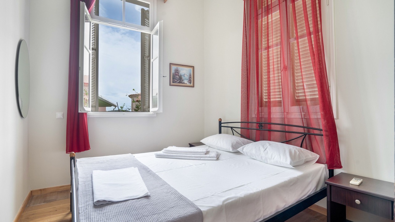 Photo of Bedroom in Sivros