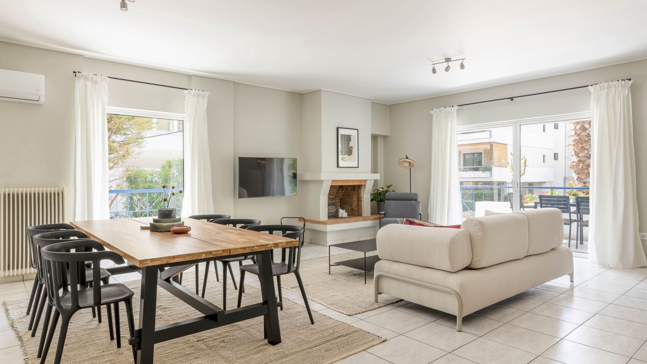 Photo of Livingroom in Amarousion