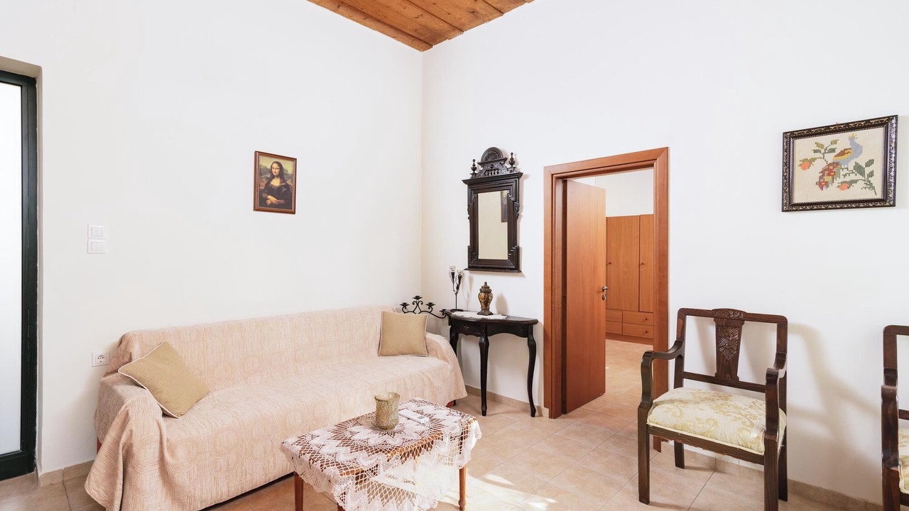 Photo of Livingroom in Alithini