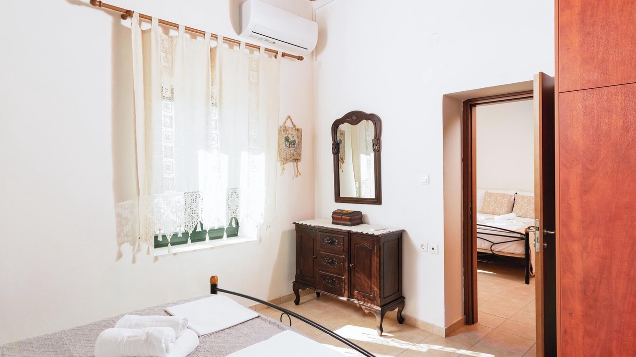 Photo of Bedroom in Alithini