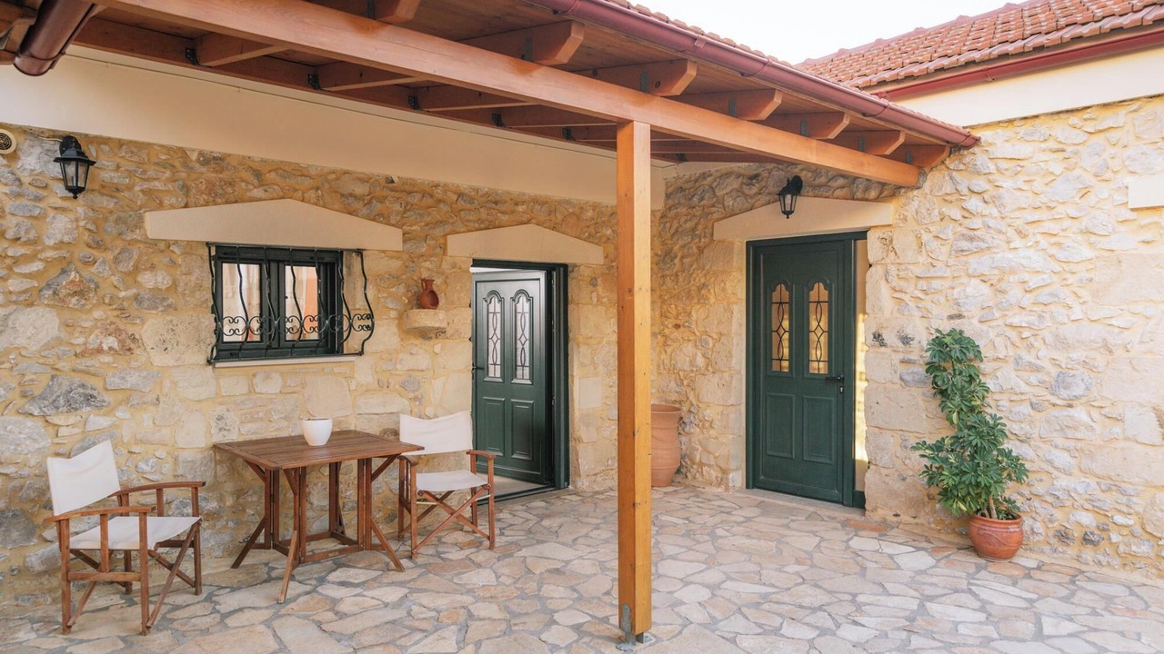 Photo of Outdoor in Alithini