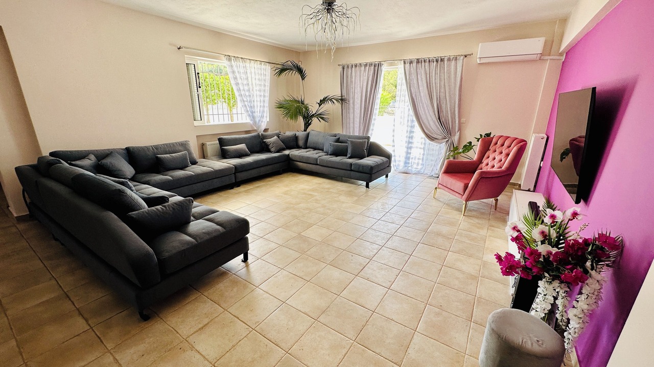 Photo of Livingroom in Anavyssos