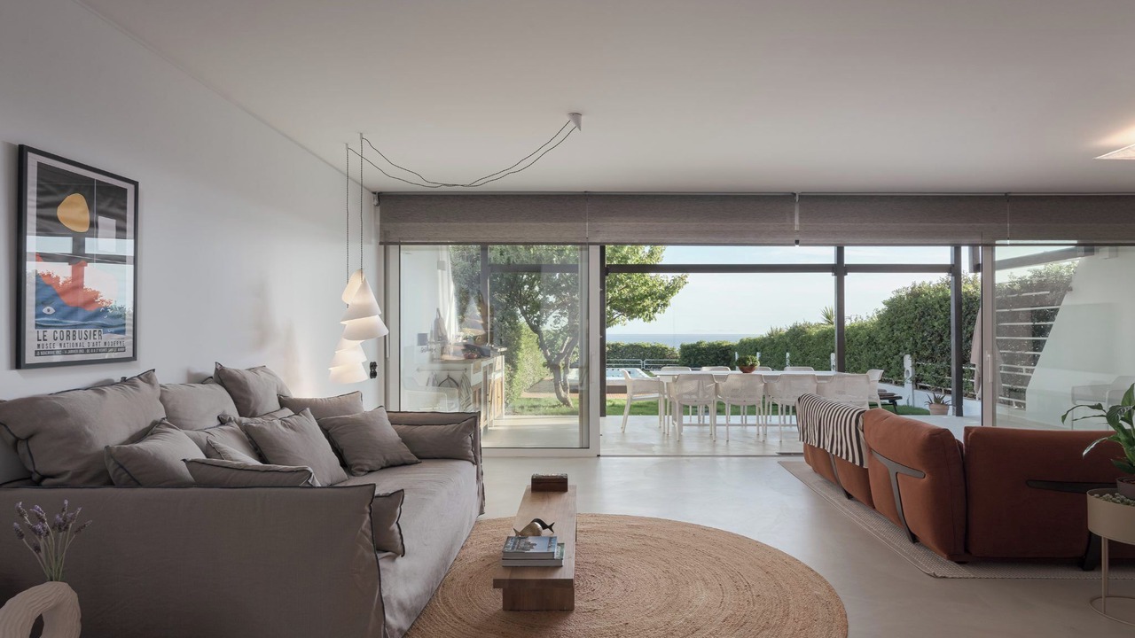 Photo of Livingroom in Kropia