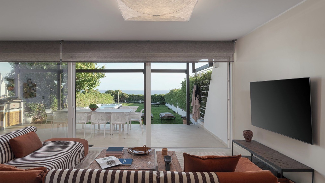 Photo of Livingroom in Kropia