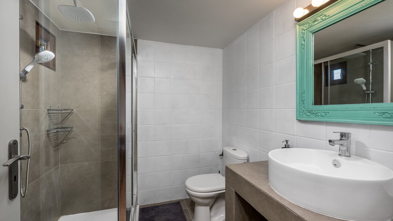 Photo of Bathroom in Ialyssos