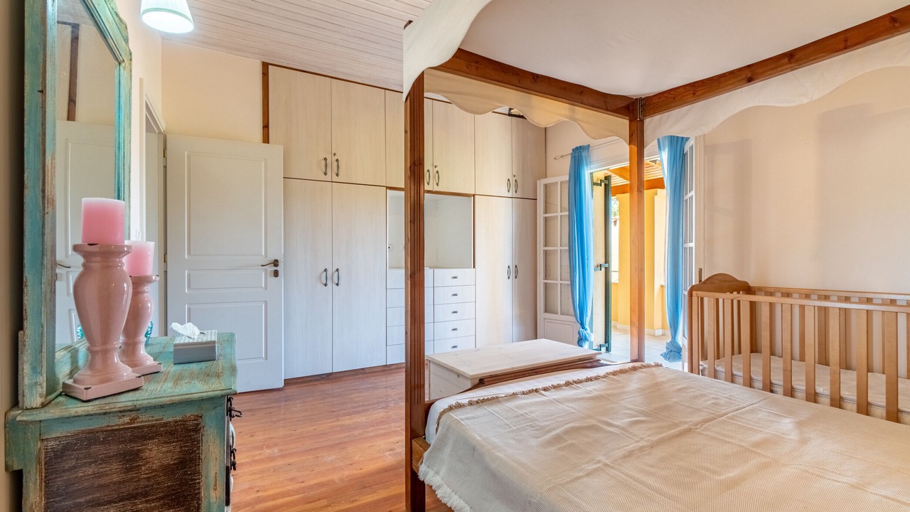 Photo of Bedroom in Notos