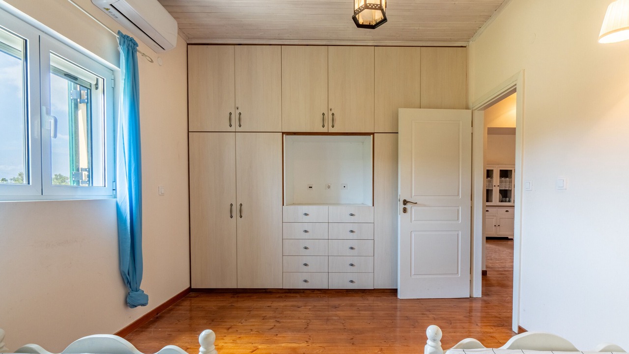 Photo of Bedroom in Notos