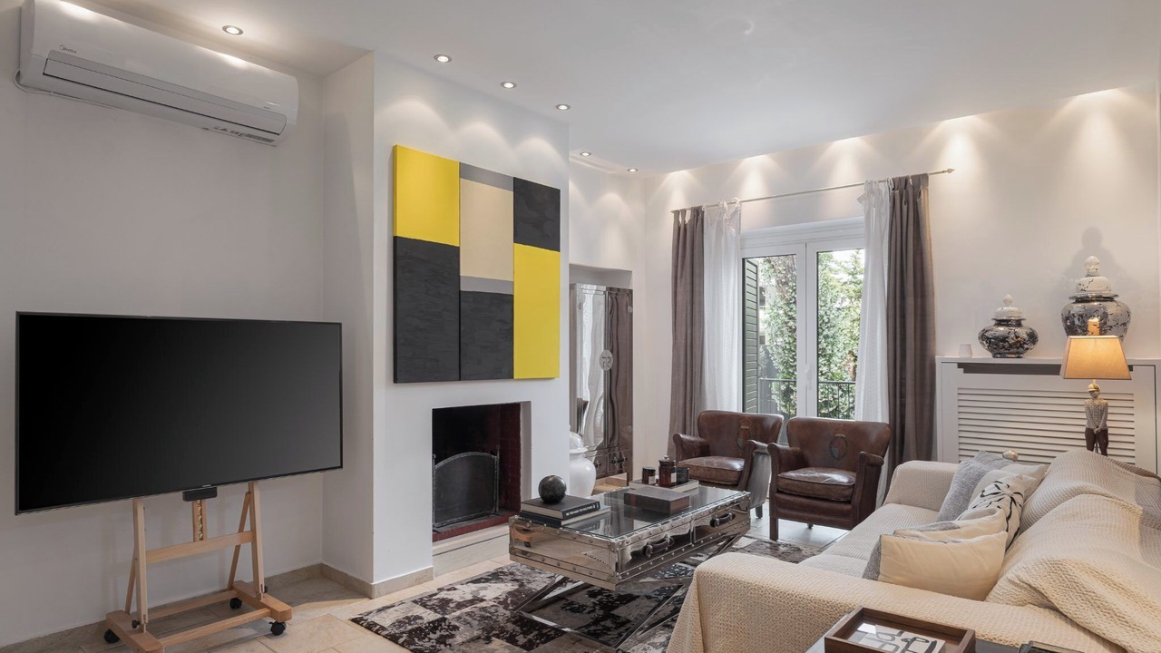 Photo of Livingroom in Glyfada