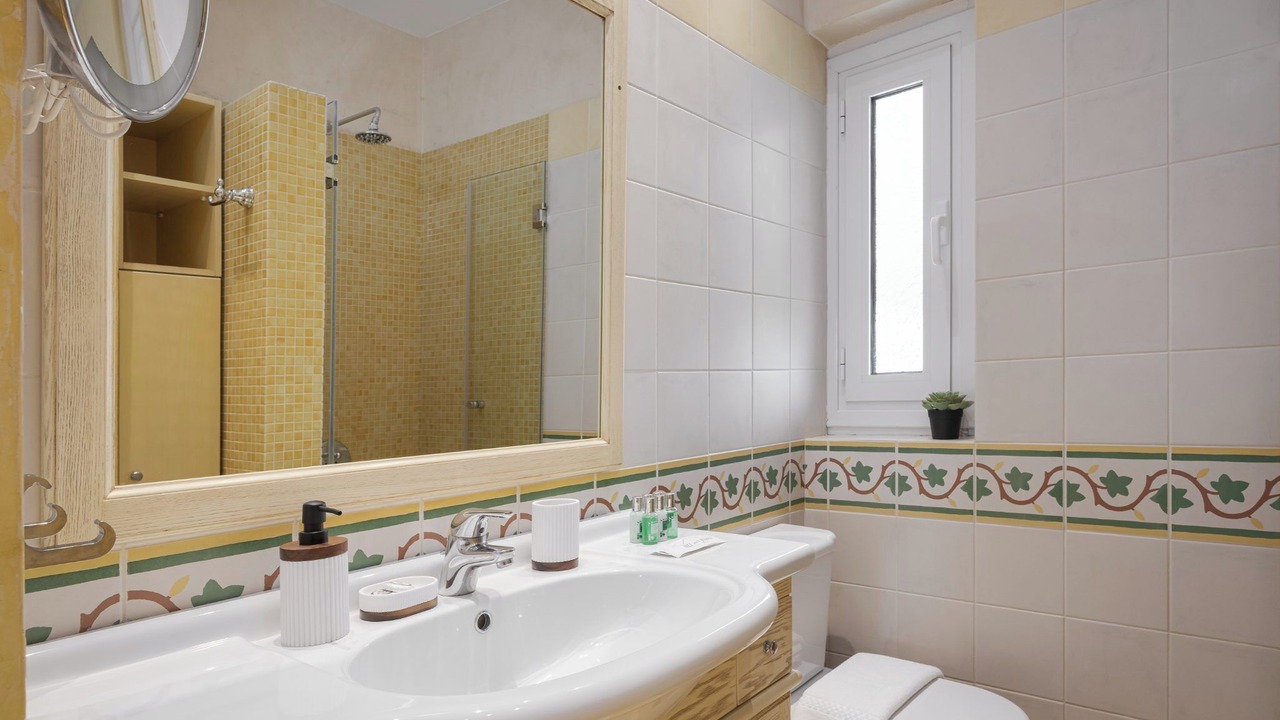 Photo of Bathroom in Glyfada