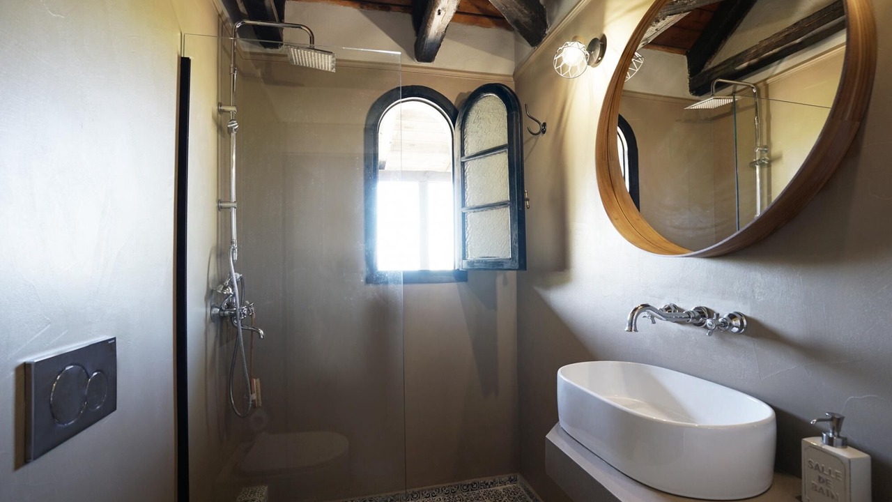 Photo of Bathroom in Vravrona