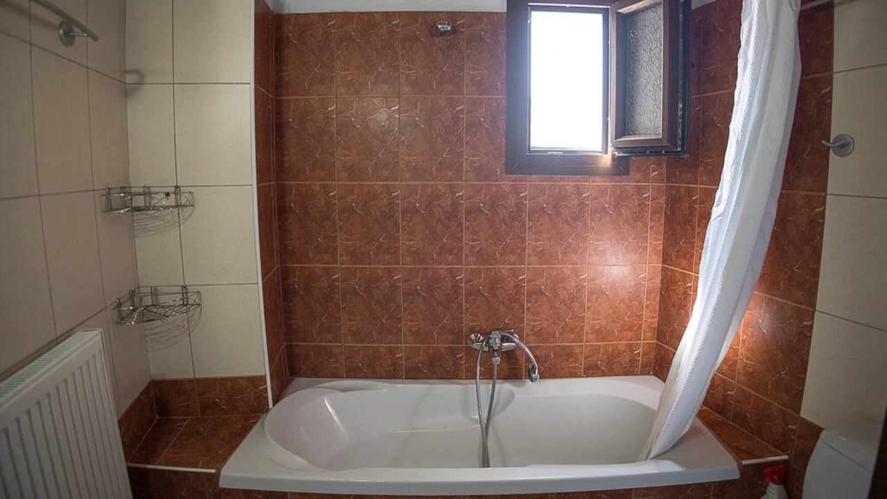 Photo of Bathroom in Kato Lechonia