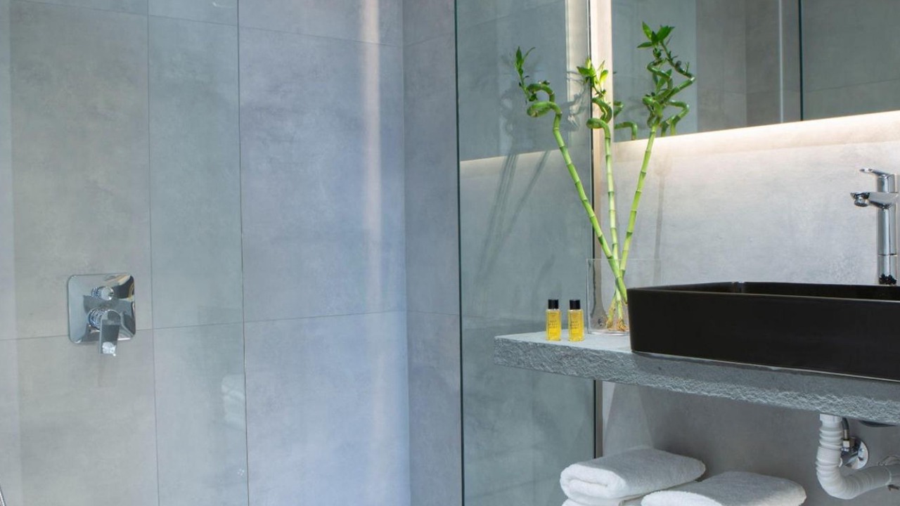 Photo of Bathroom in Apolpaina