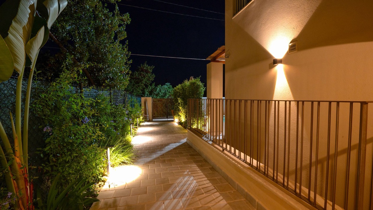 Photo of Outdoor in Kouramades