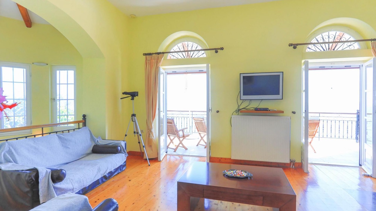 Photo of Livingroom in Katavolos