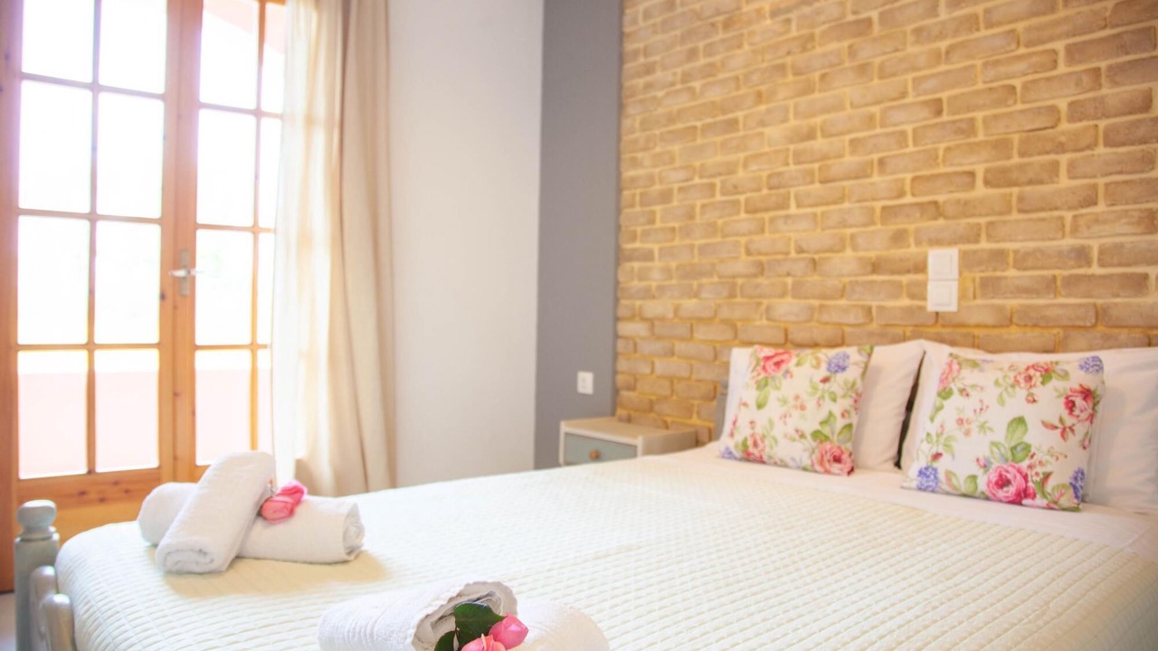 Photo of Bedroom in Almiros Beach