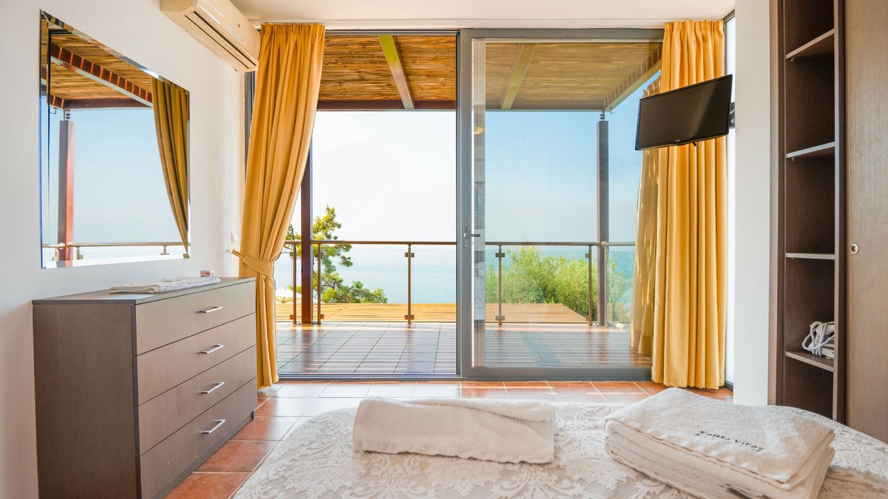 Photo of Bedroom in Nea Moudania