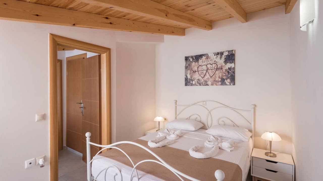 Photo of Bedroom in Platanias Town
