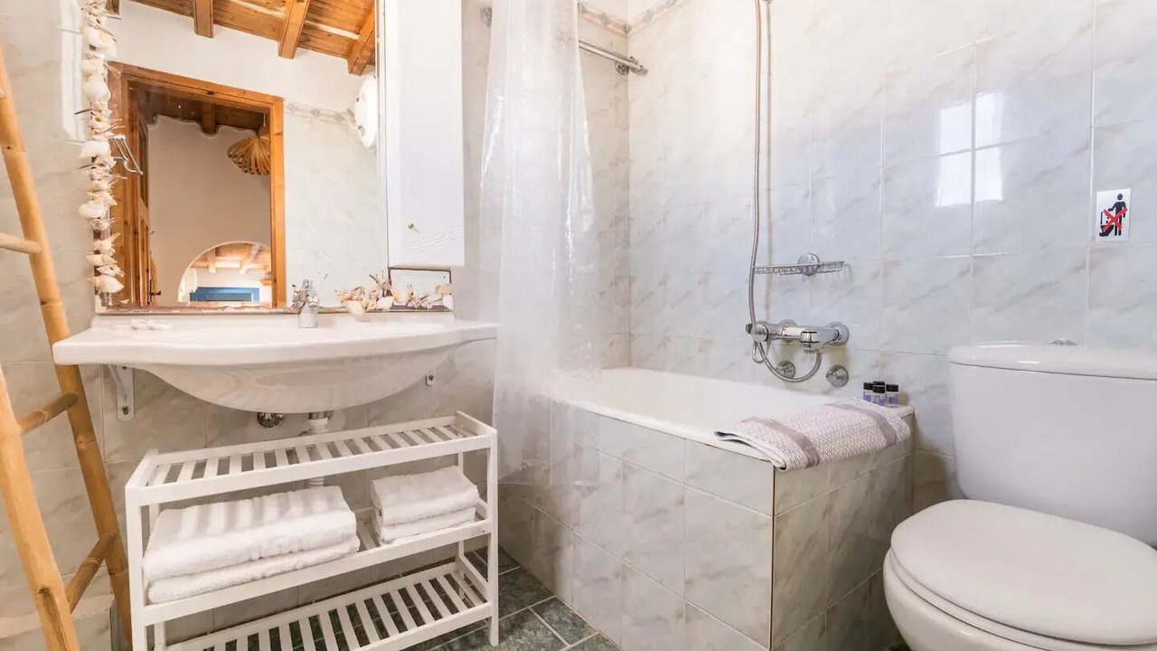 Photo of Bathroom in Little Venice