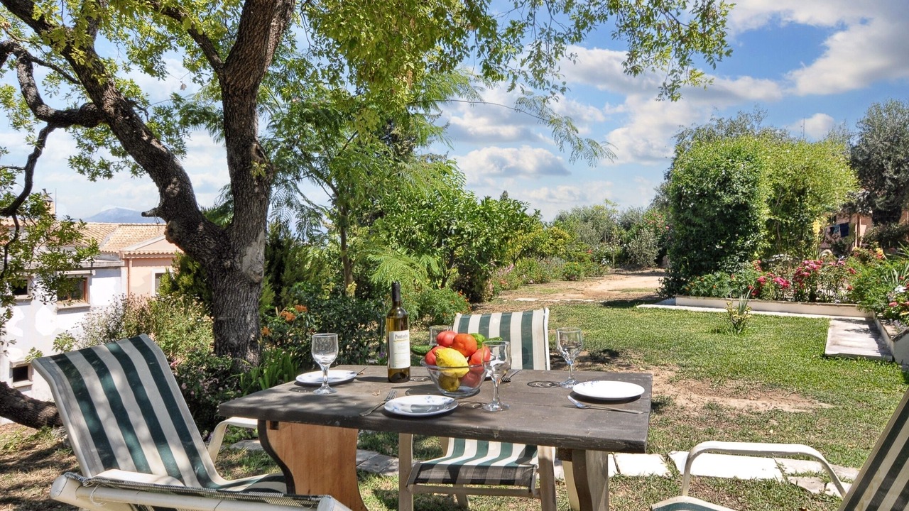 Photo of Outdoor in Perama