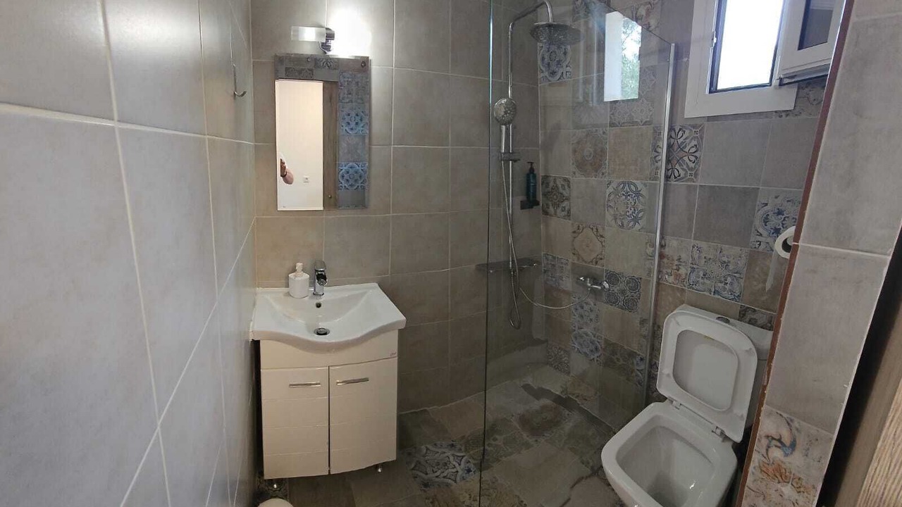 Photo of Bathroom in Karavostasi